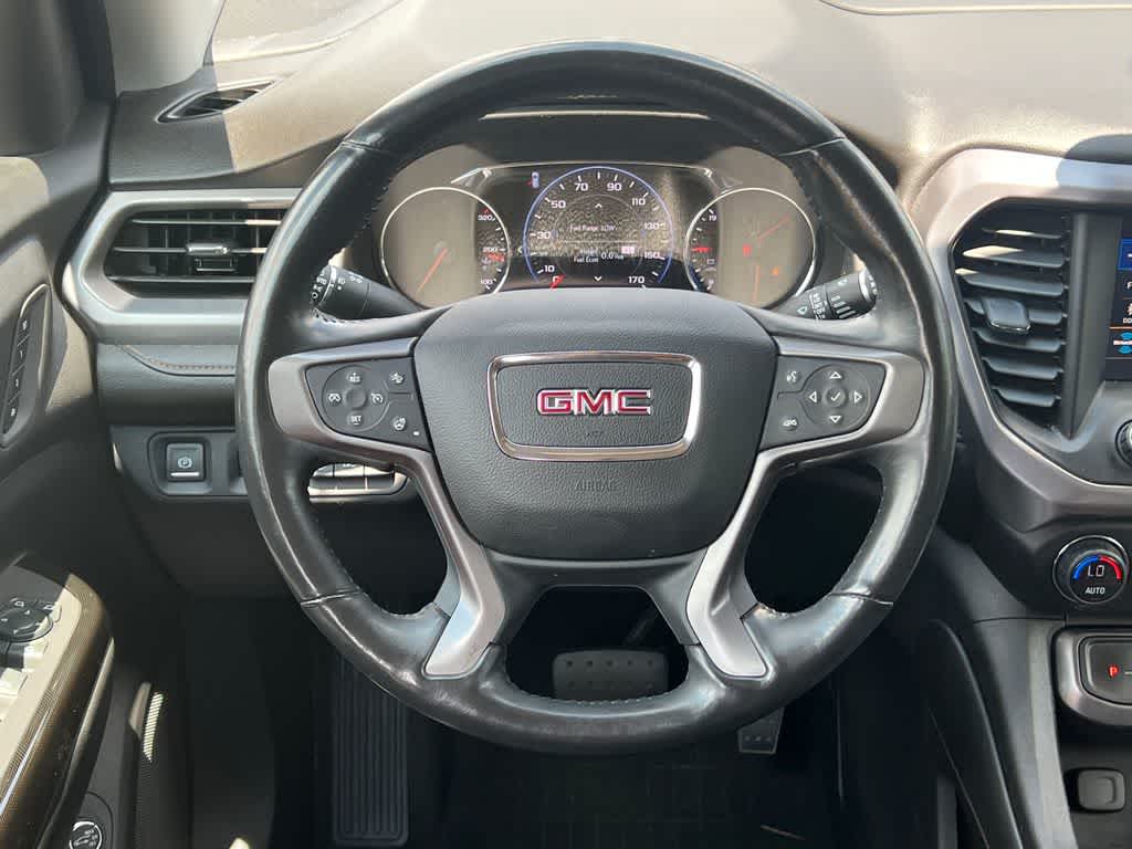 2022 GMC Acadia AT4