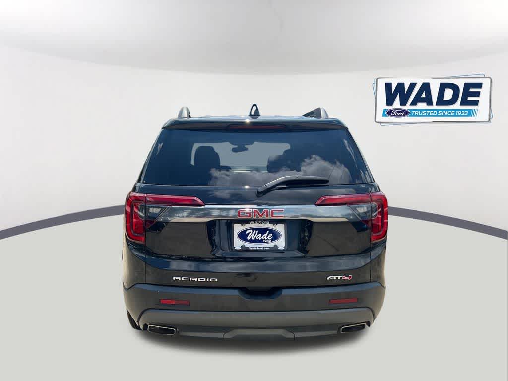 2022 GMC Acadia AT4