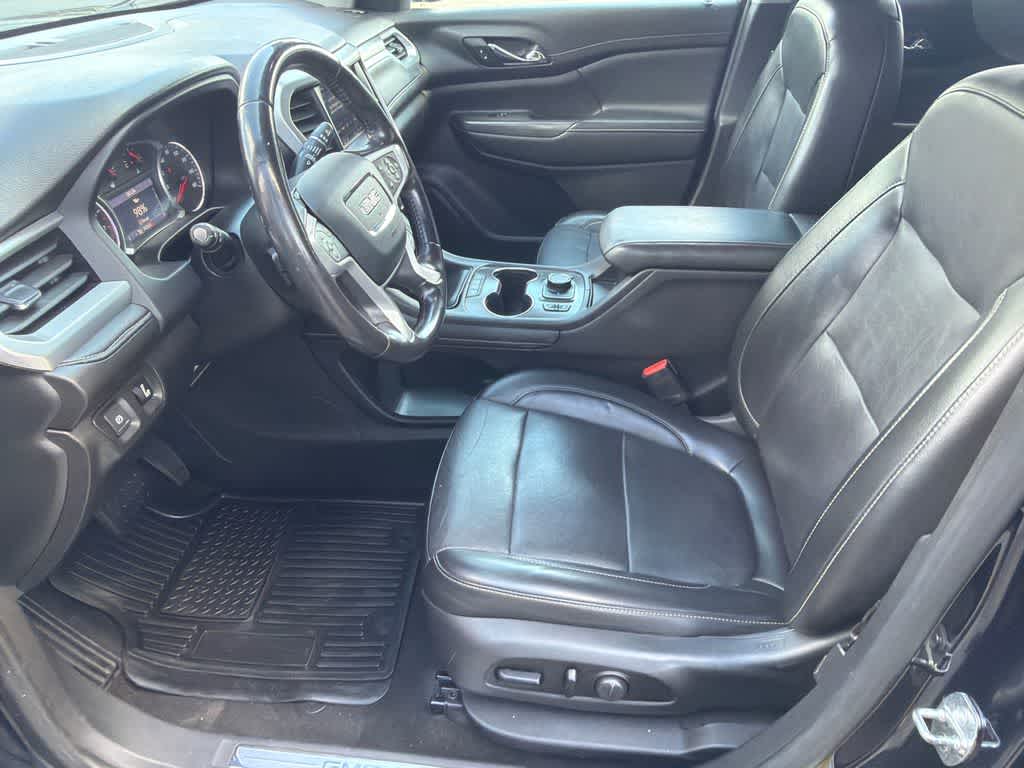 2021 GMC Acadia SLT