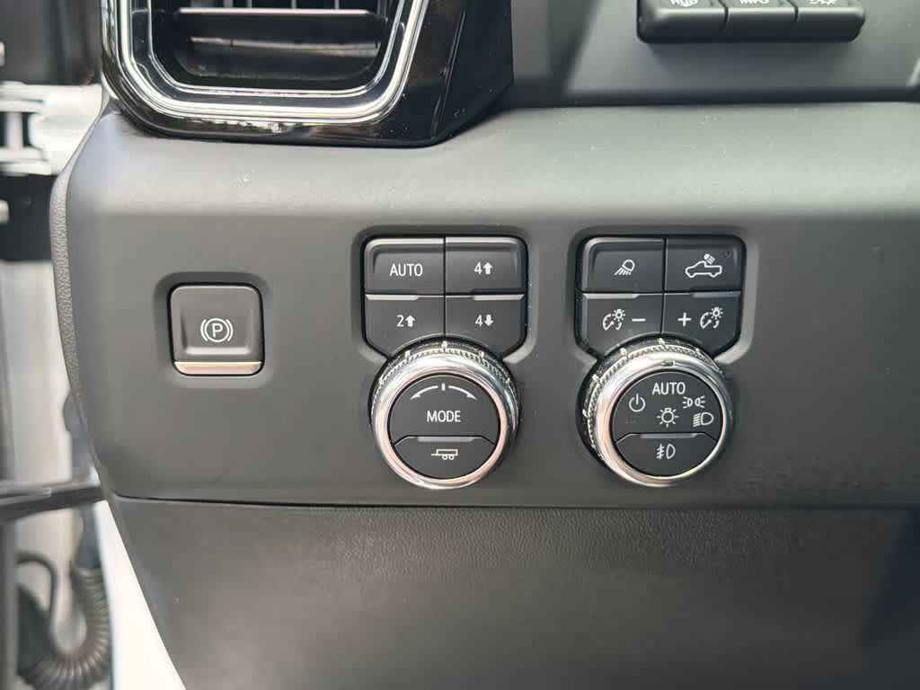 2024 GMC Sierra 3500HD Denali