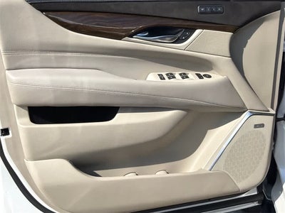 2018 Cadillac Escalade Luxury
