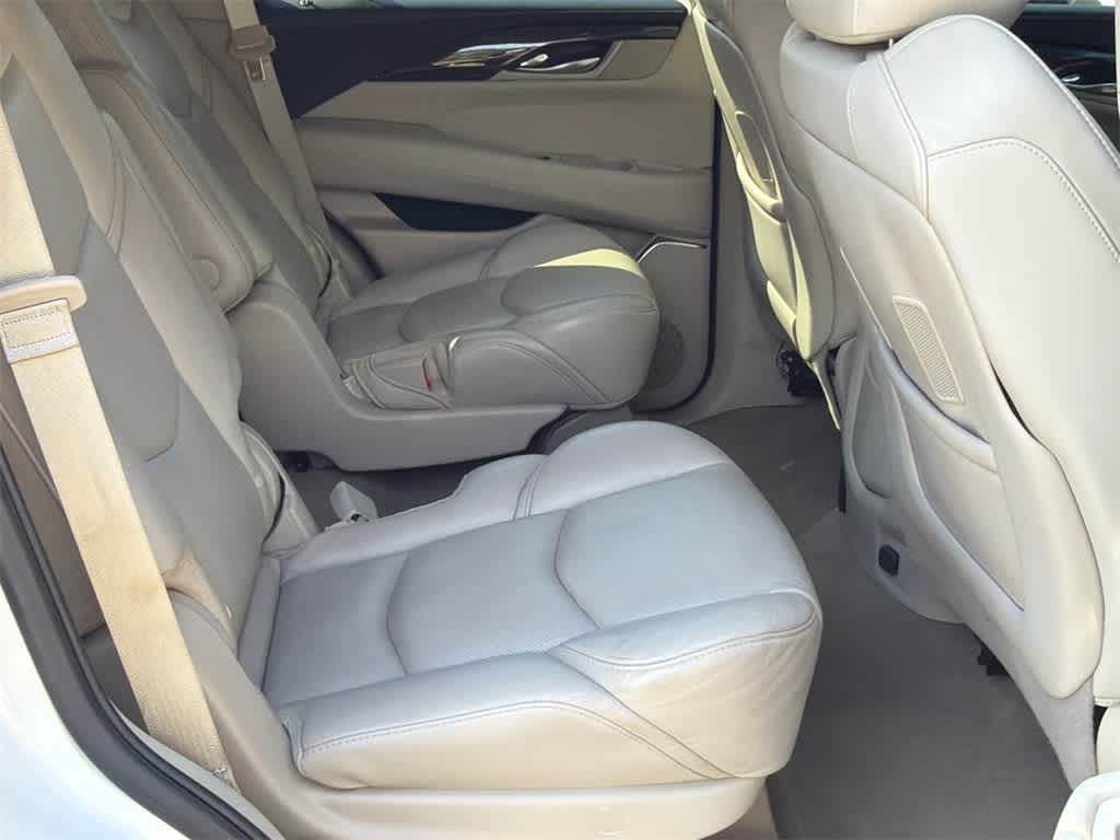 2018 Cadillac Escalade Luxury