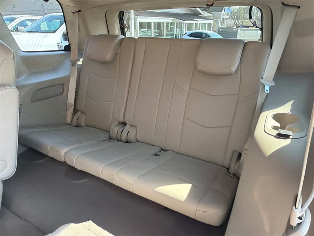 2018 Cadillac Escalade Luxury