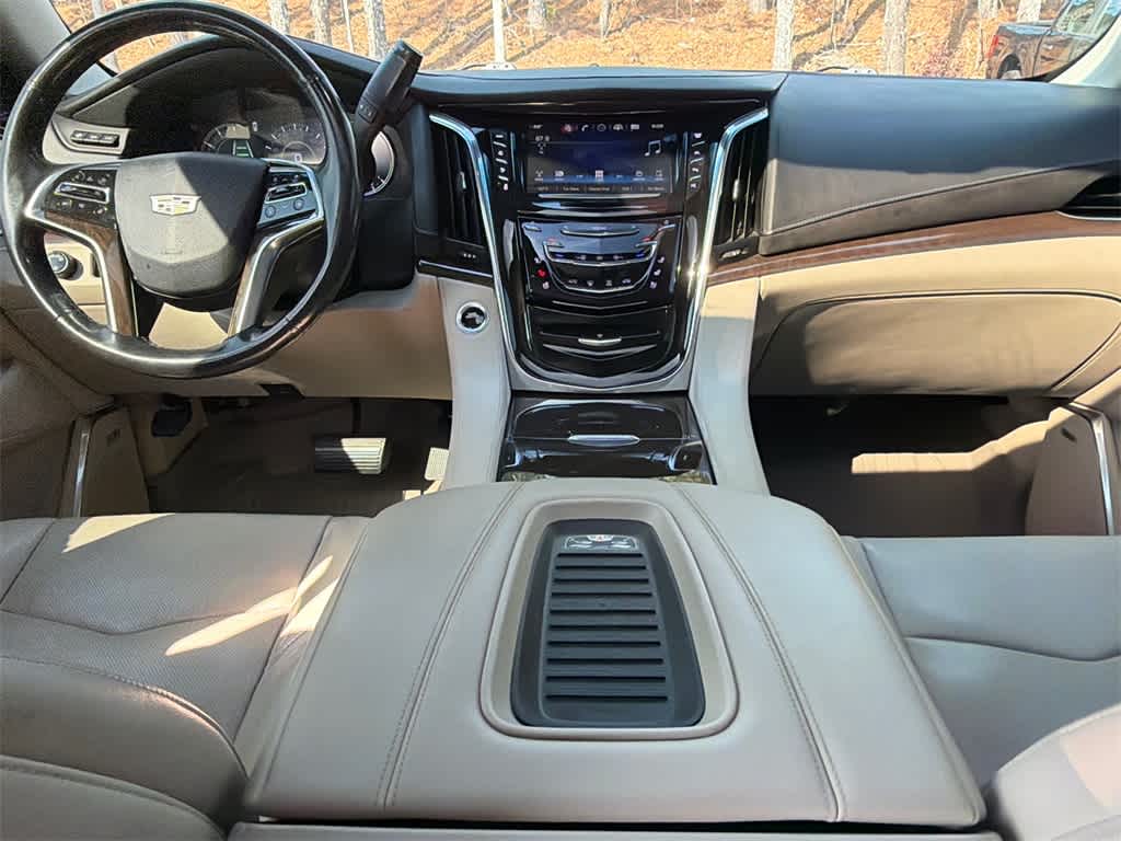 2018 Cadillac Escalade Luxury