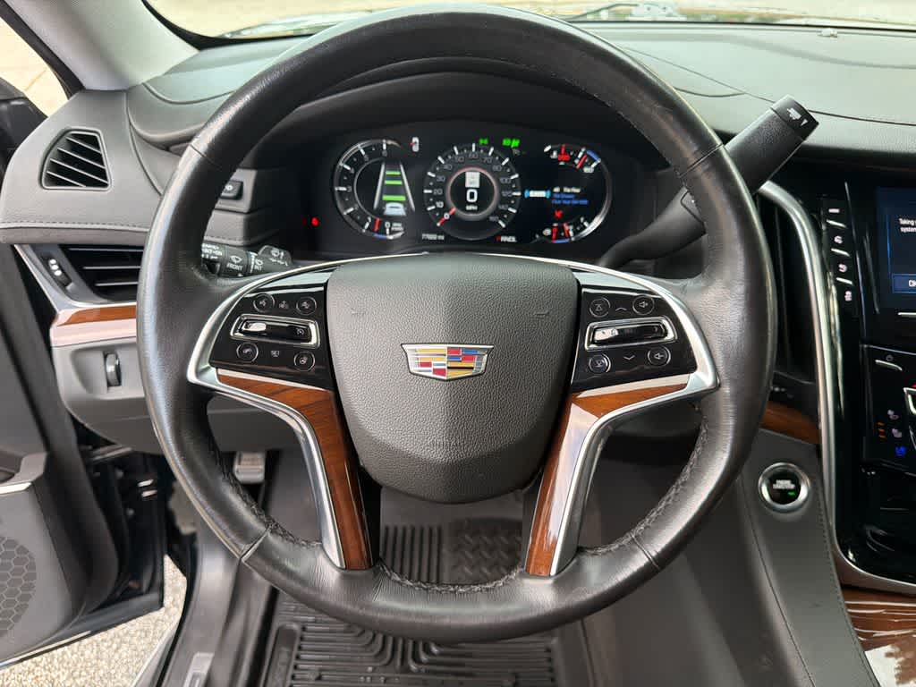 2020 Cadillac Escalade Luxury