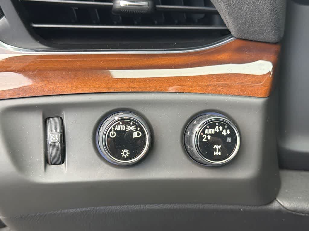 2020 Cadillac Escalade Luxury