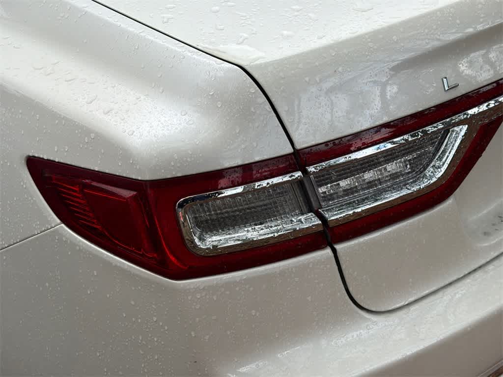 2017 Lincoln Continental Reserve