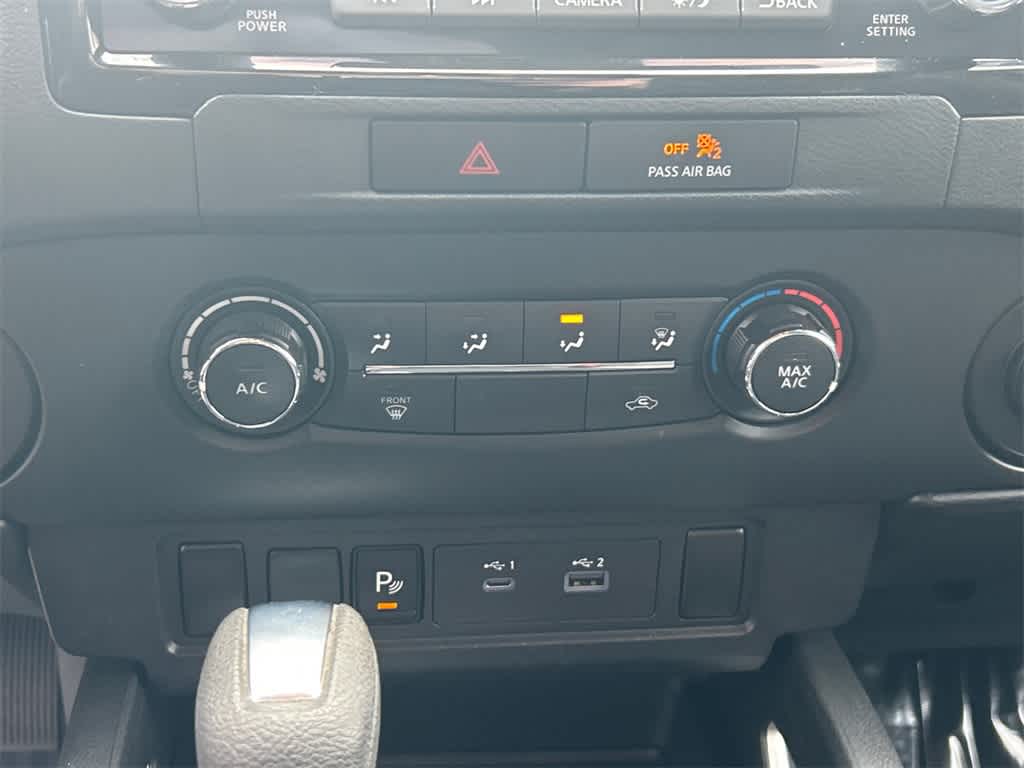 2022 Nissan Frontier SV