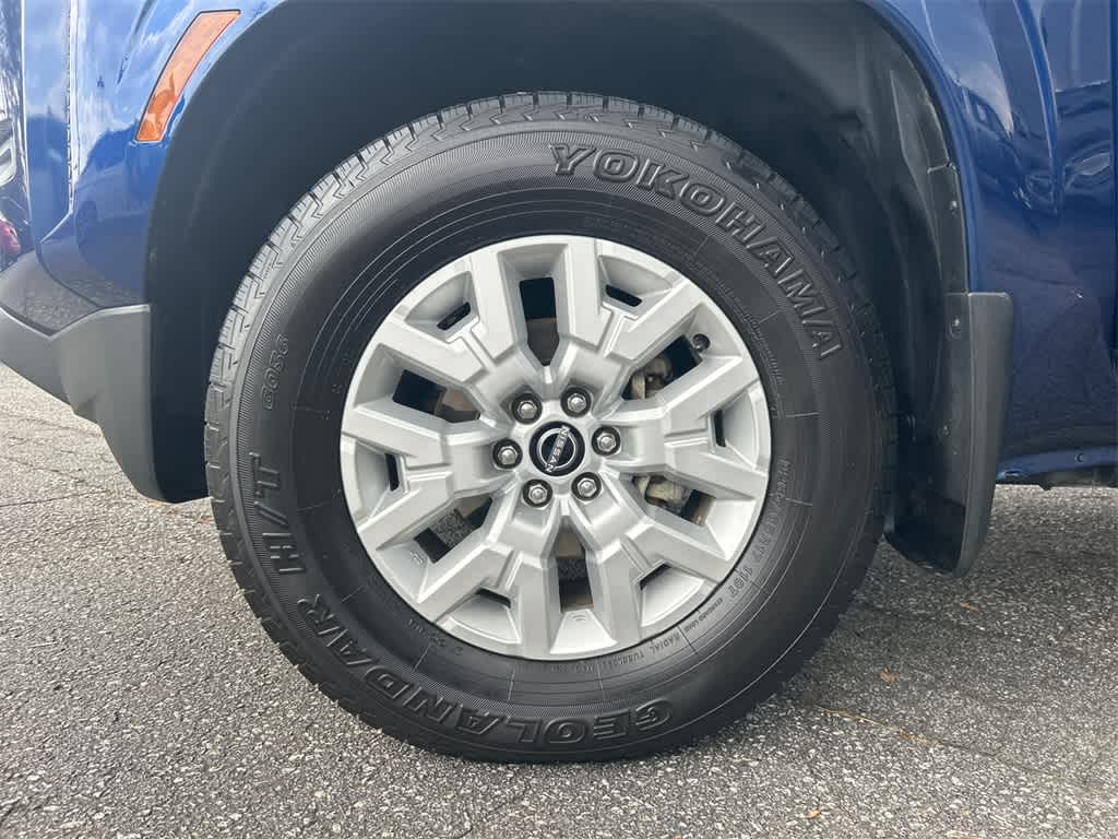 2022 Nissan Frontier SV