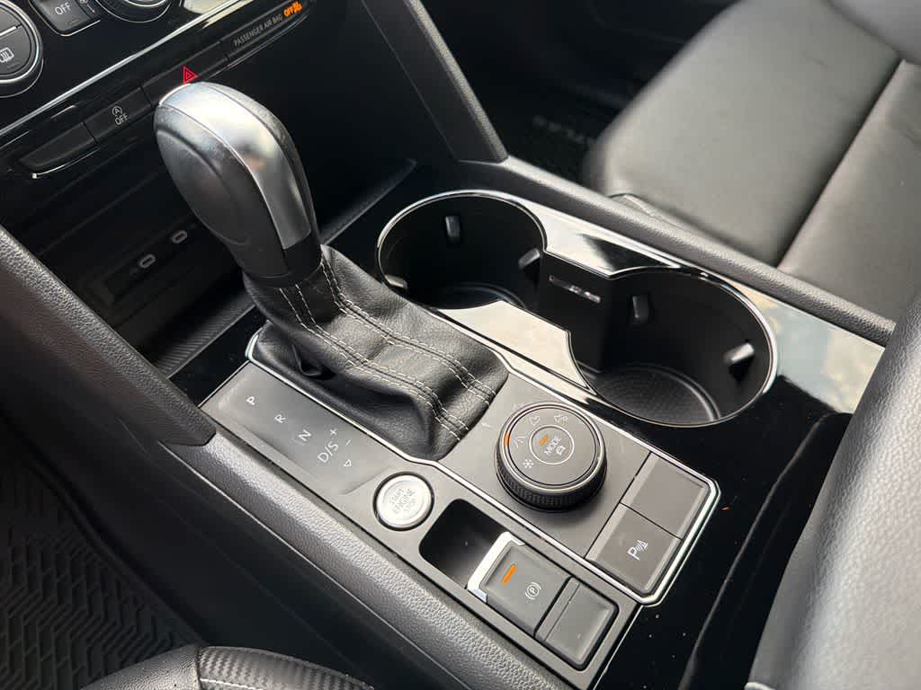 2023 Volkswagen Atlas Cross Sport 2.0T SEL