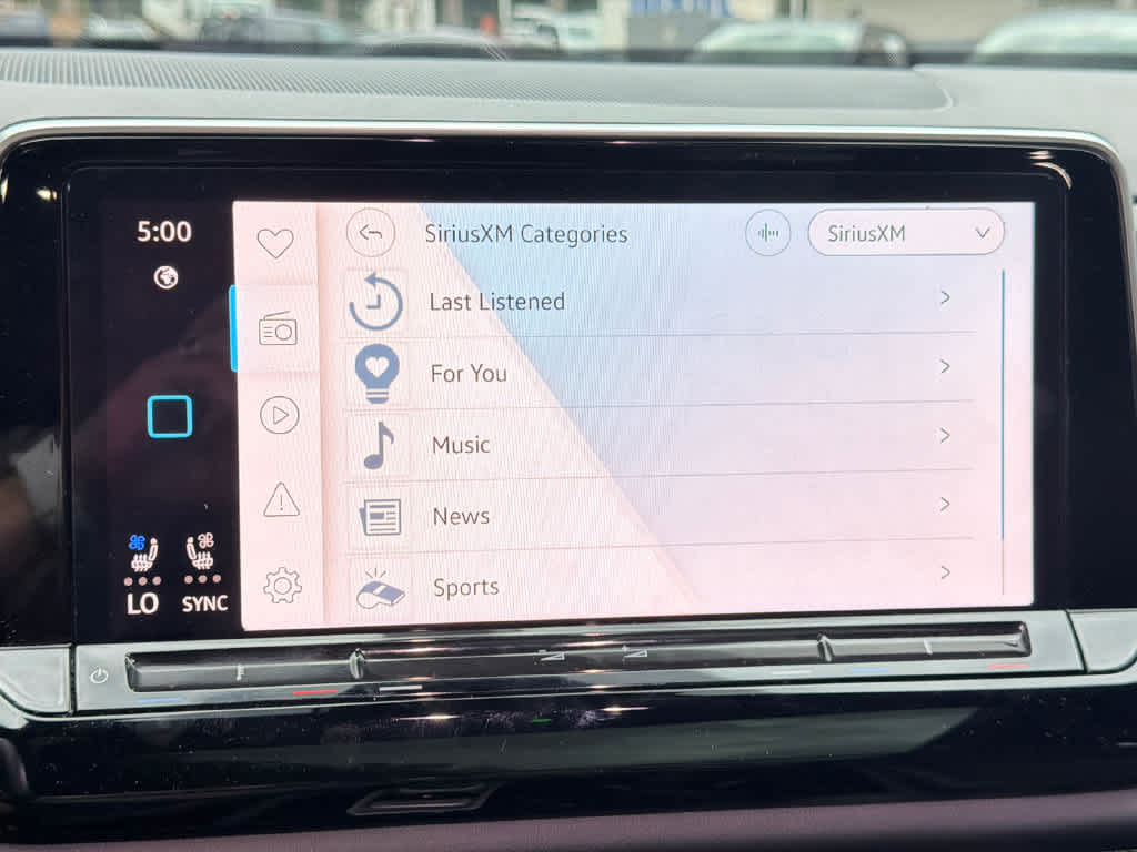 2024 Volkswagen Atlas Cross Sport 2.0T SE w/Technology