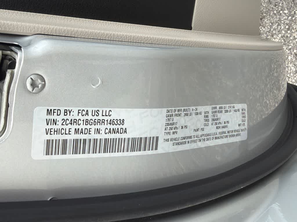 2024 Chrysler Pacifica Touring L