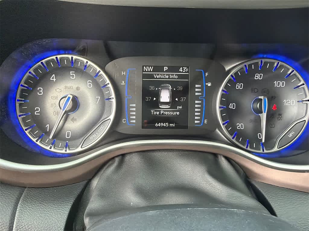 2023 Chrysler Voyager LX