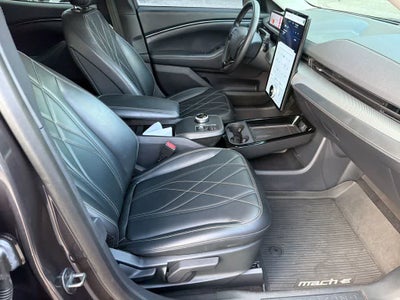 2022 Ford Mustang Mach-E Select