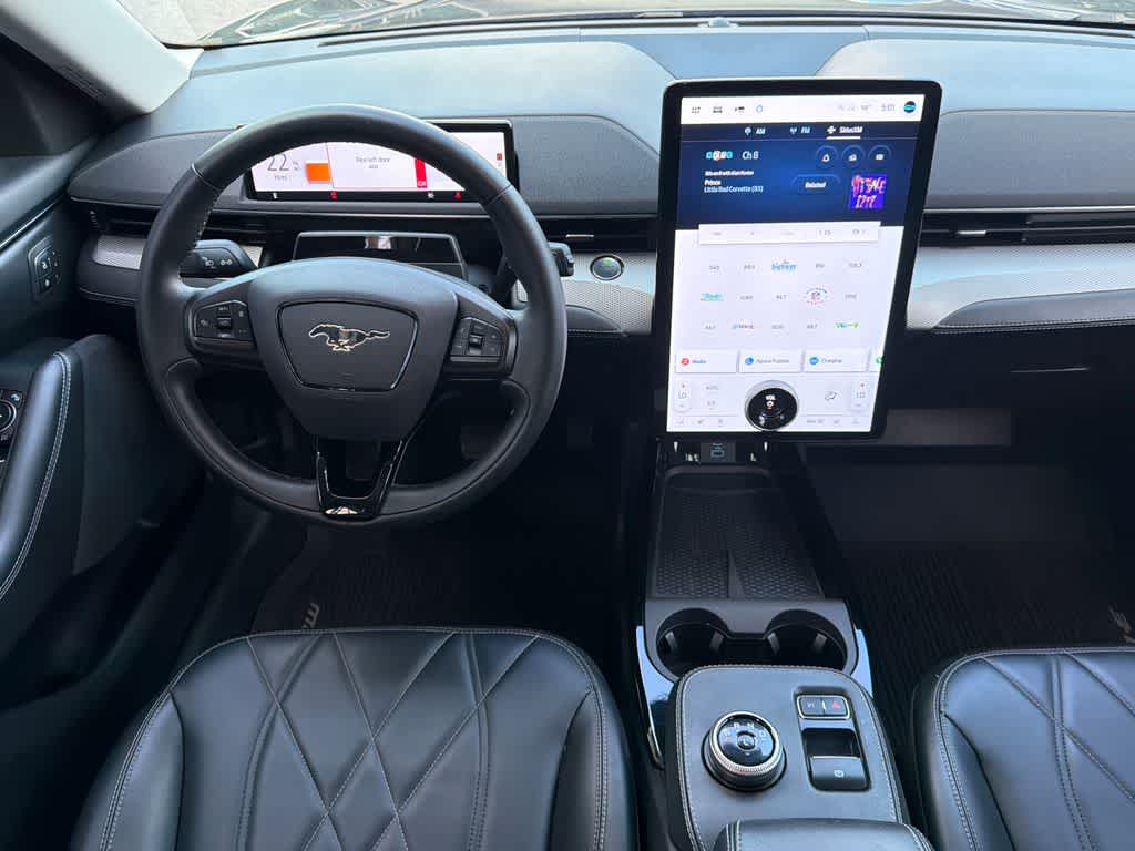 2022 Ford Mustang Mach-E Select