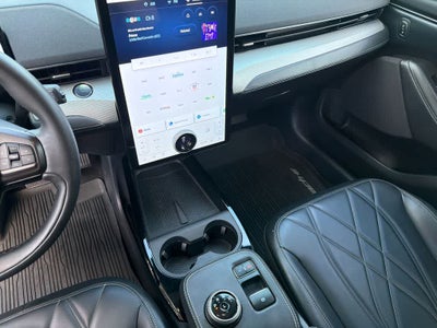 2022 Ford Mustang Mach-E Select