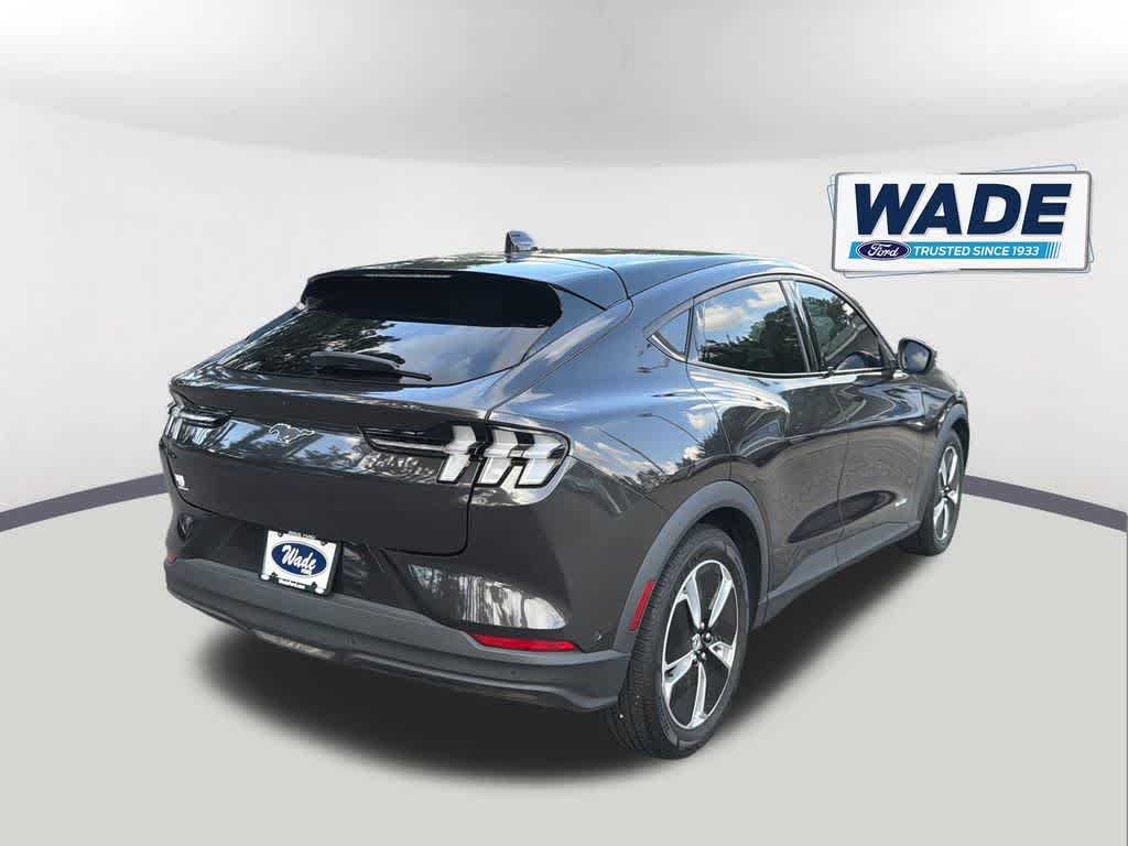 2022 Ford Mustang Mach-E Select