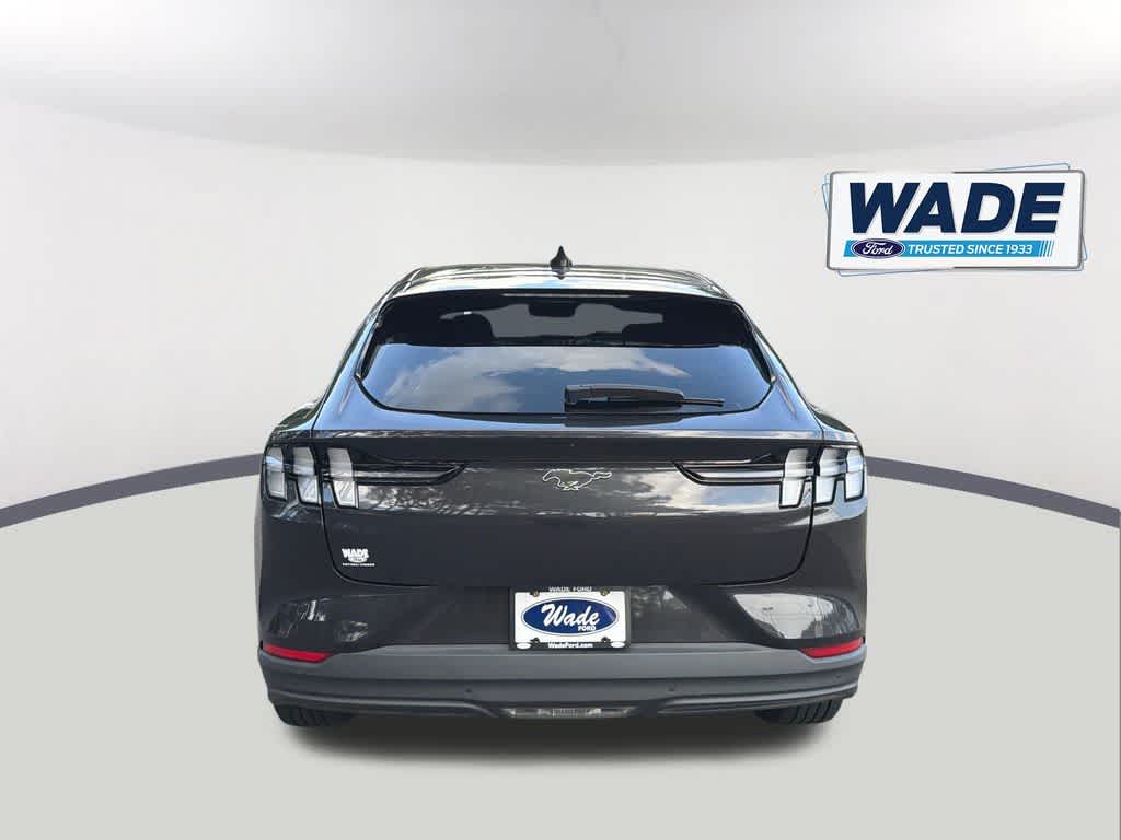 2022 Ford Mustang Mach-E Select