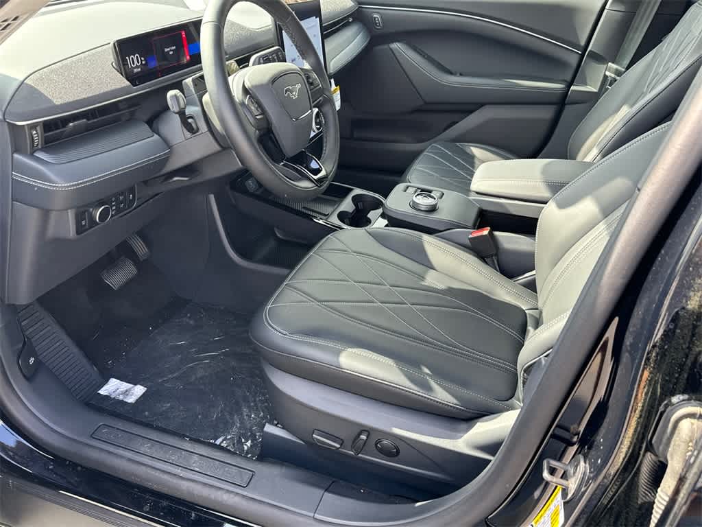 2024 Ford Mustang Mach-E Select