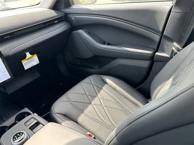 2024 Ford Mustang Mach-E Select