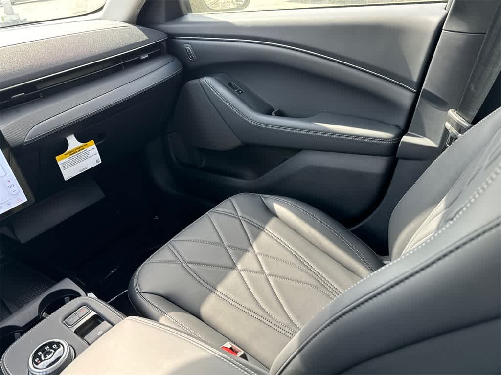 2024 Ford Mustang Mach-E Select