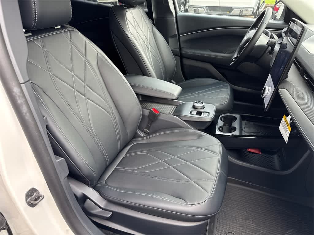 2024 Ford Mustang Mach-E Select