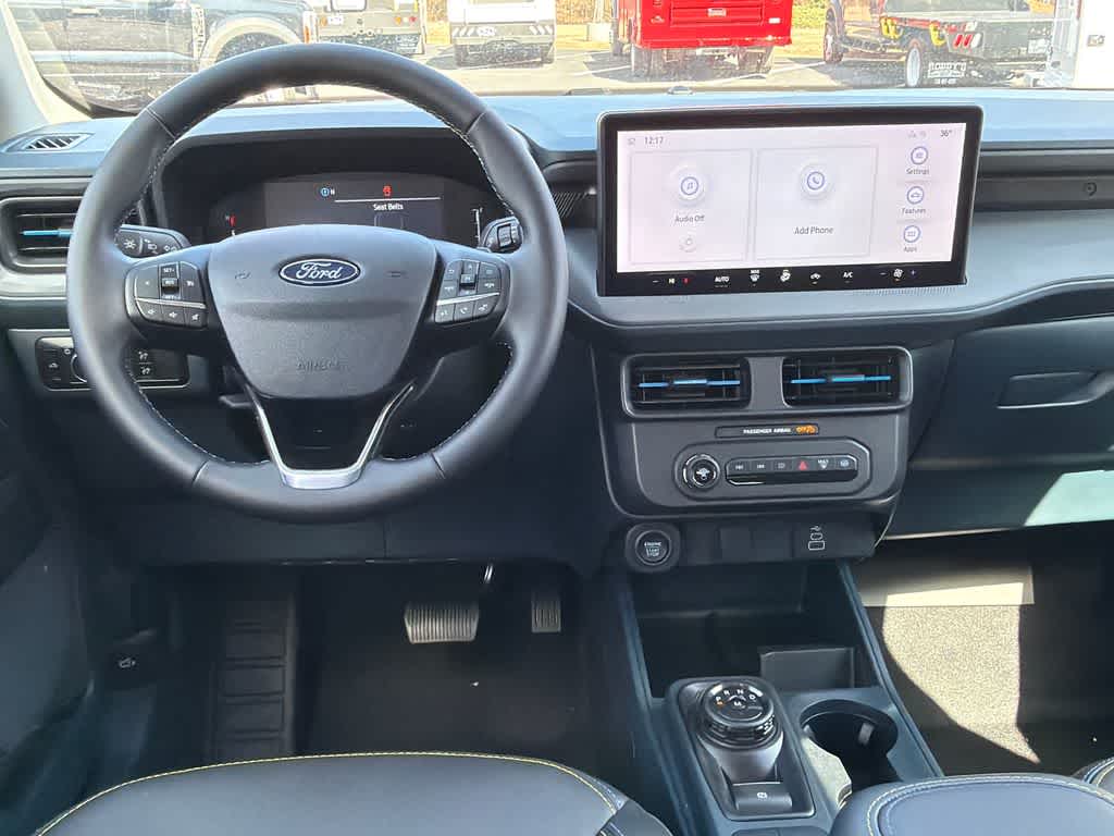 2026 Ford Maverick Lobo Standard