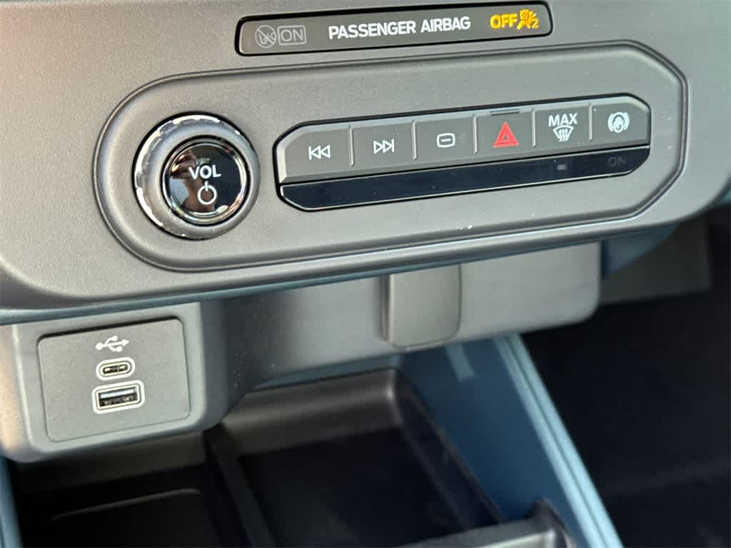 2025 Ford Maverick XL