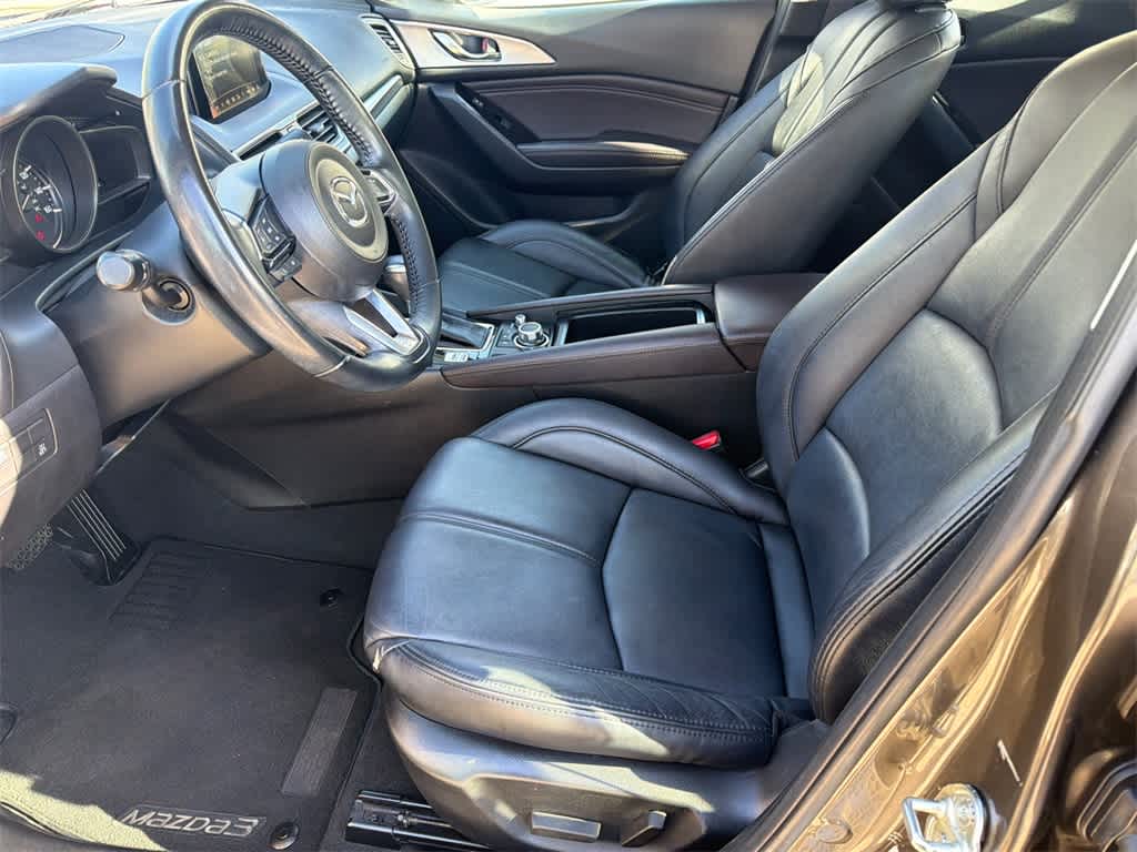 2017 Mazda Mazda3 5-Door Touring