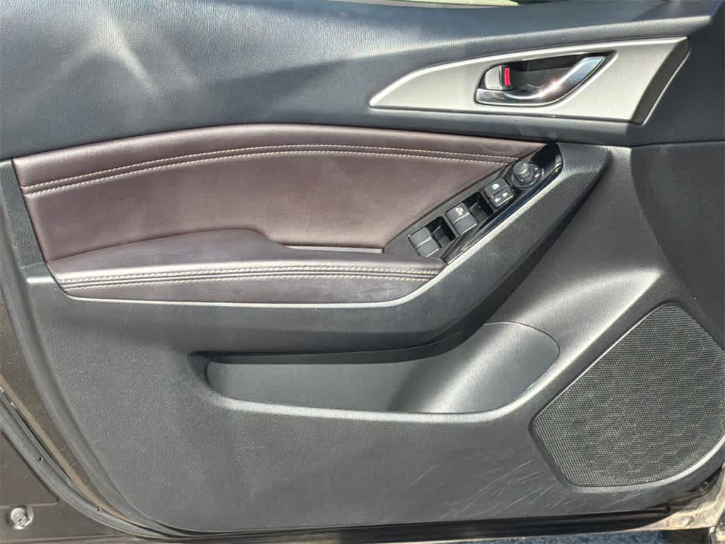 2017 Mazda Mazda3 5-Door Touring