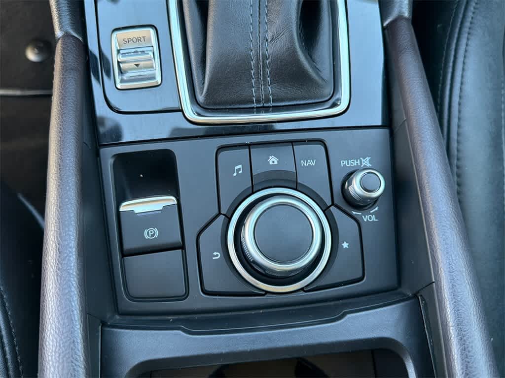 2017 Mazda Mazda3 5-Door Touring