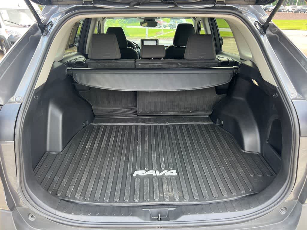 2024 Toyota RAV4 Hybrid LE