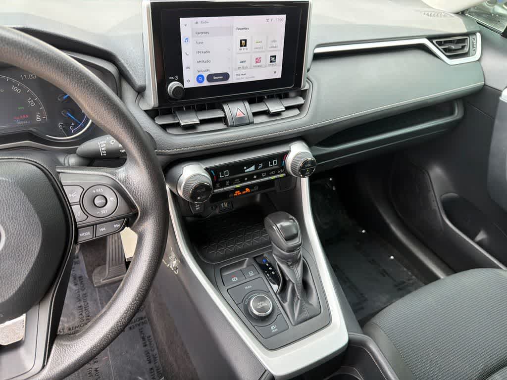 2024 Toyota RAV4 Hybrid LE