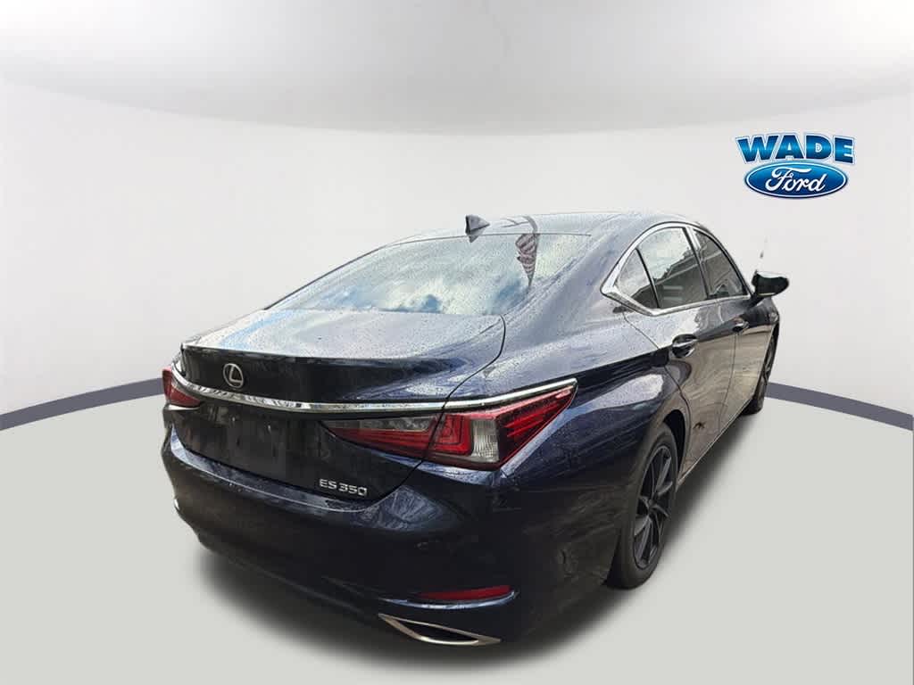 2020 Lexus ES Base