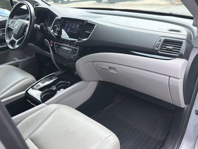 2021 Honda Pilot Touring 7-Passenger