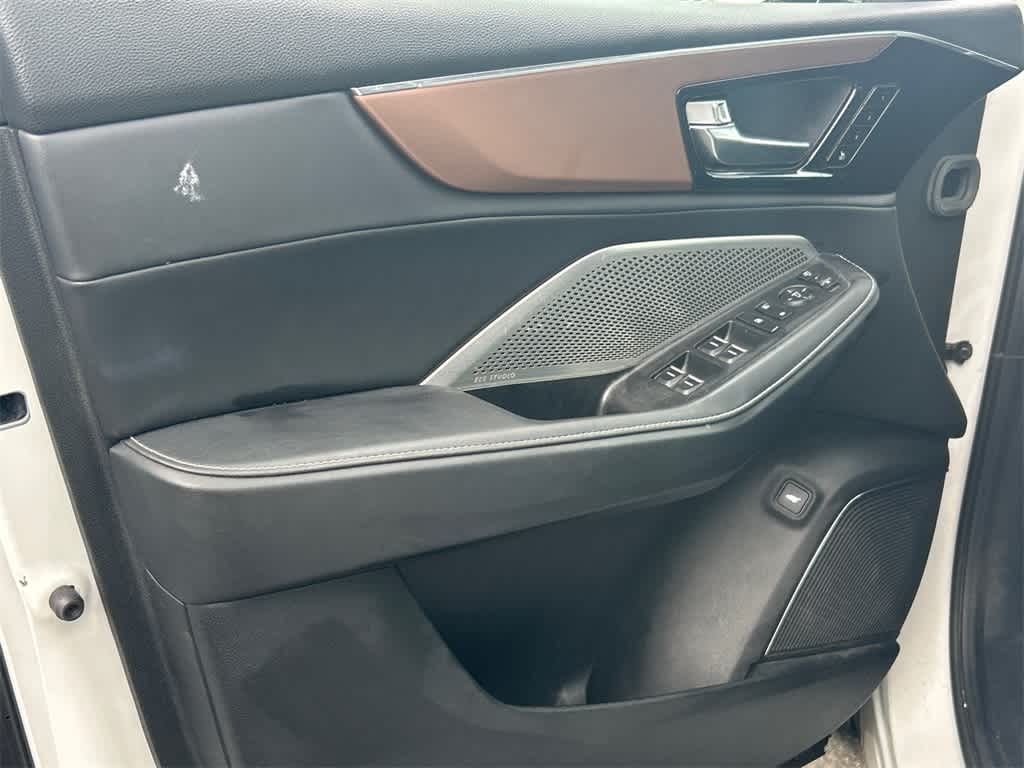 2022 Acura MDX w/Technology Package