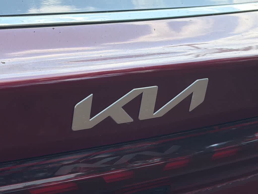 2022 Kia K5 EX