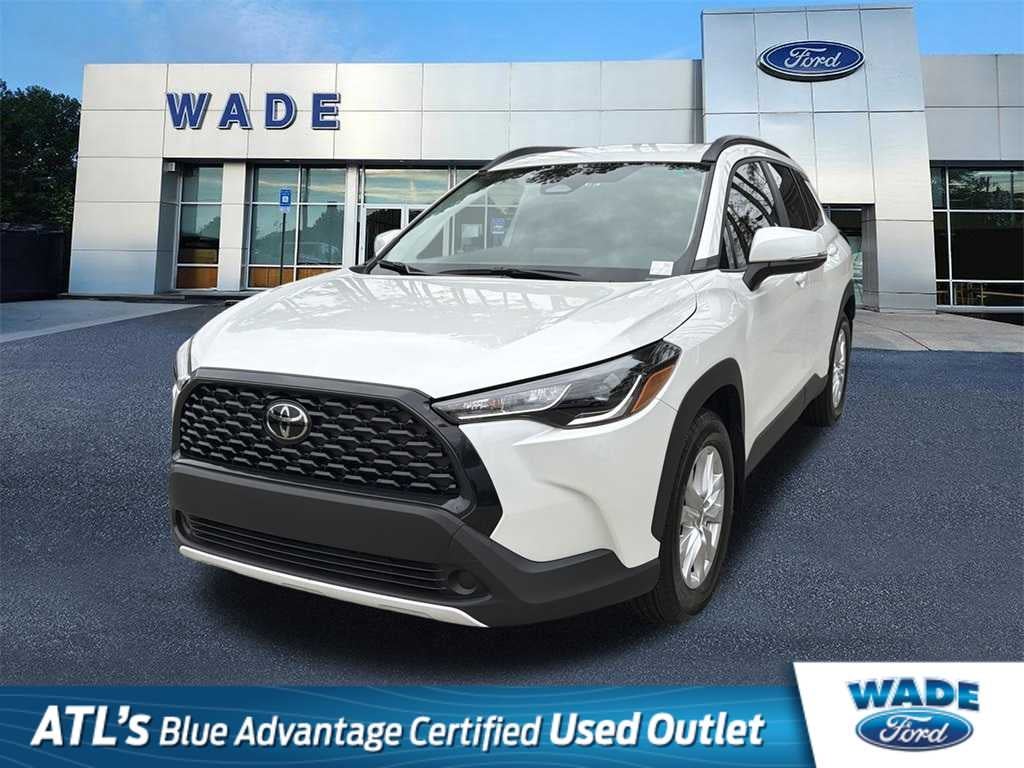 2024 Toyota Corolla Cross LE