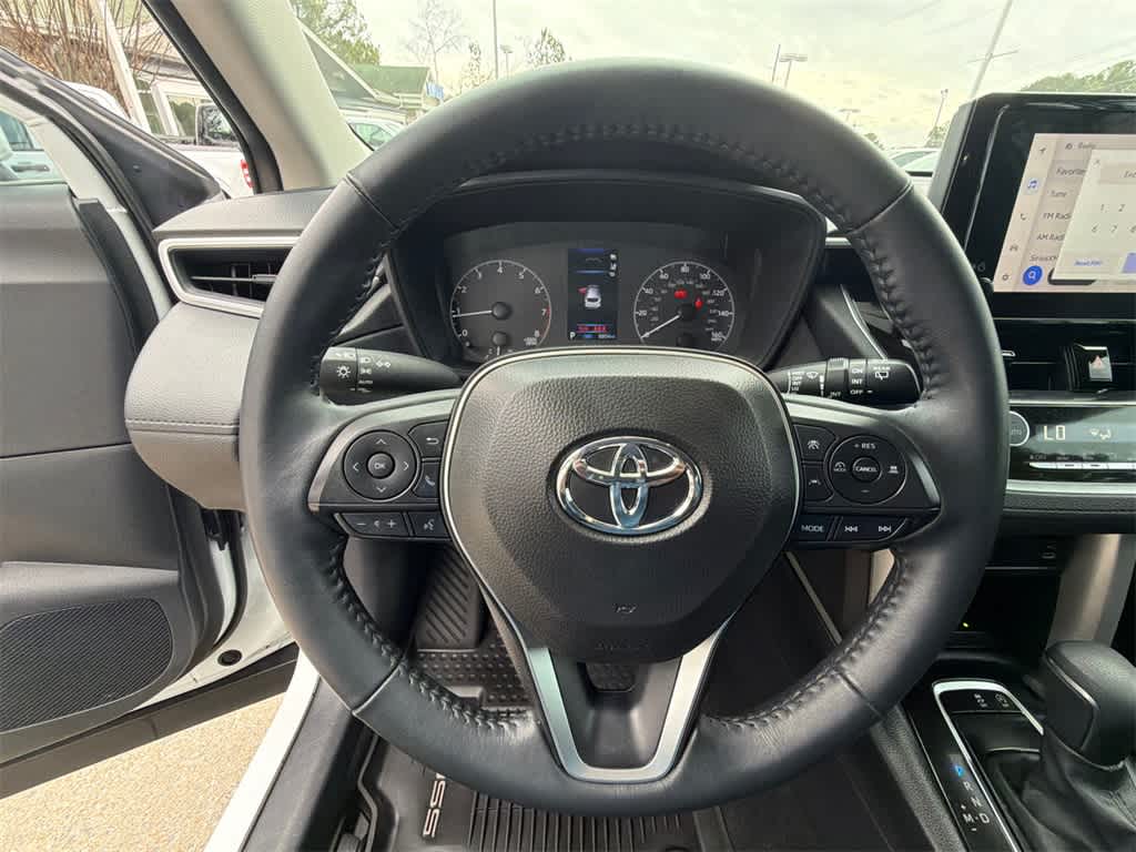 2024 Toyota Corolla Cross LE