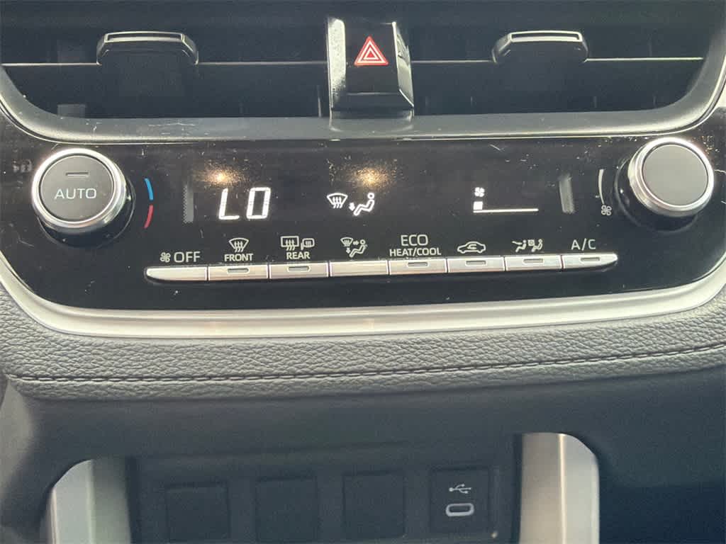 2024 Toyota Corolla Cross LE