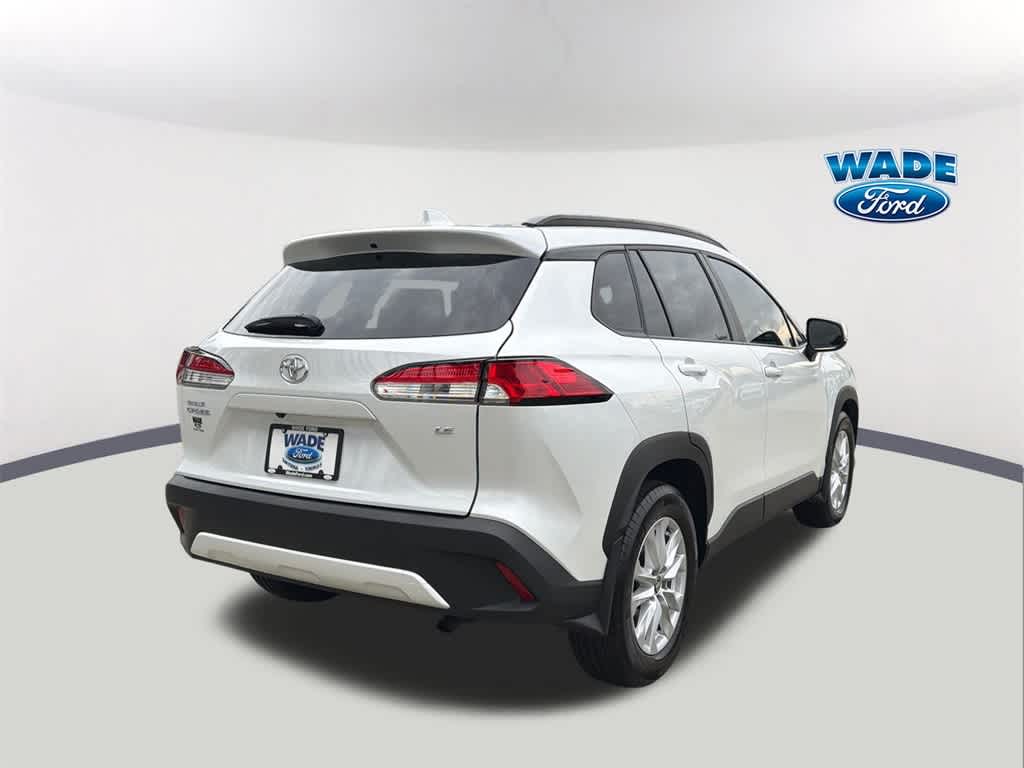2024 Toyota Corolla Cross LE