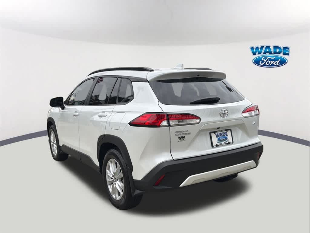 2024 Toyota Corolla Cross LE