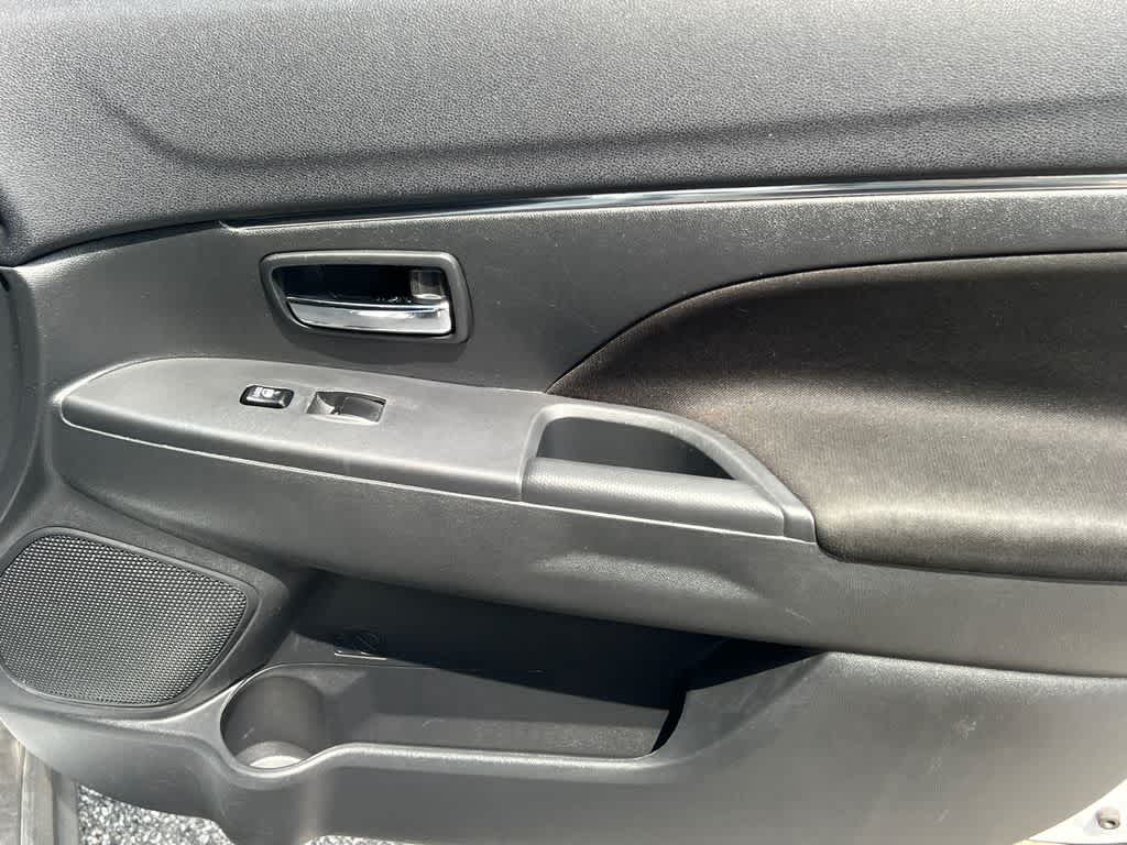 2024 Mitsubishi Outlander Sport ES