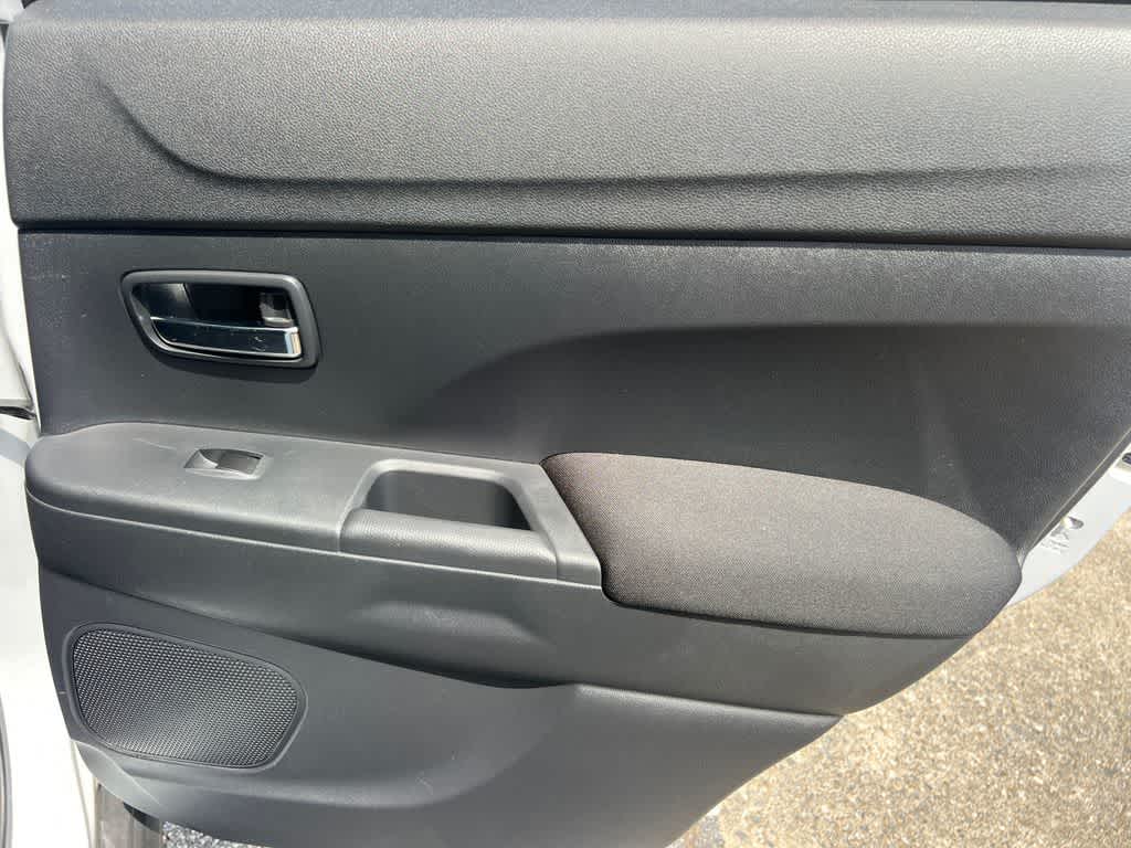 2024 Mitsubishi Outlander Sport ES