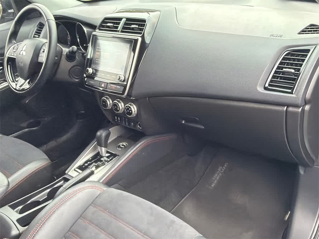 2024 Mitsubishi Outlander Sport SE