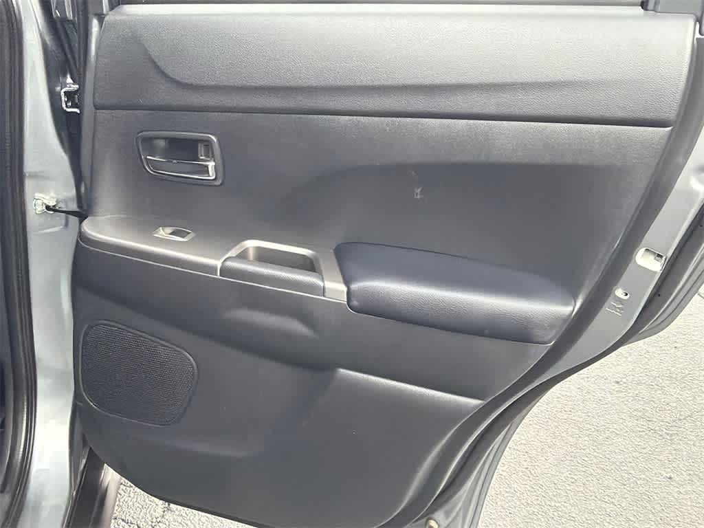 2024 Mitsubishi Outlander Sport SE