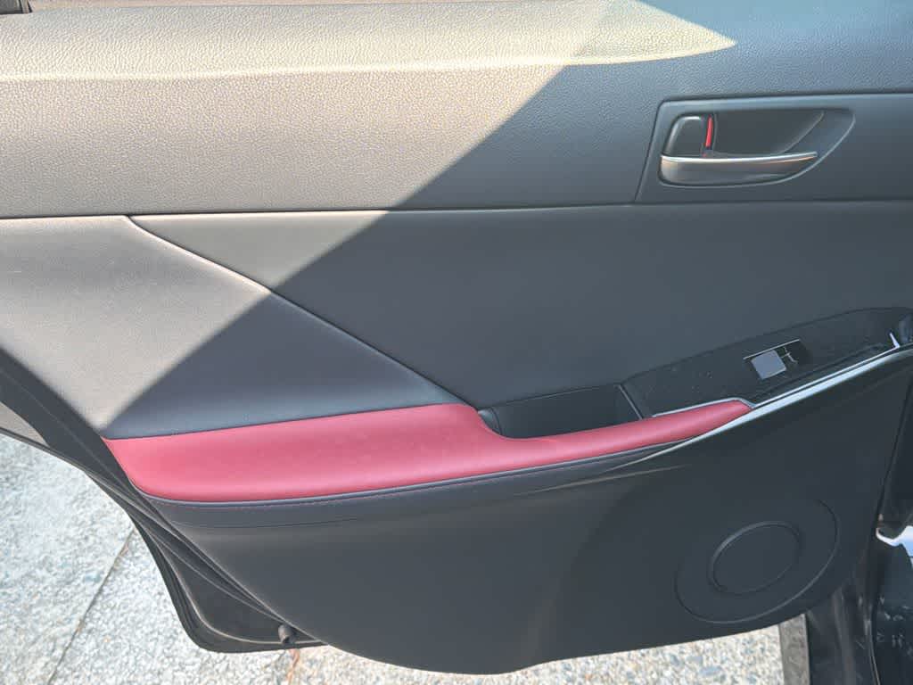 2025 Lexus IS 350 F SPORT Design
