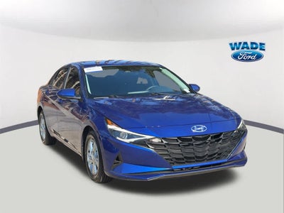 2023 Hyundai Elantra SE