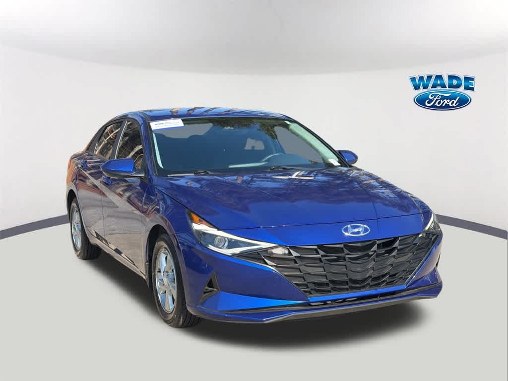 2023 Hyundai Elantra SE