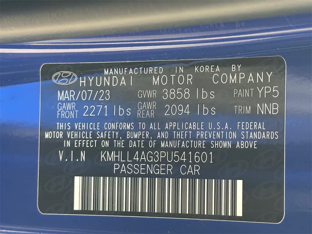 2023 Hyundai Elantra SE